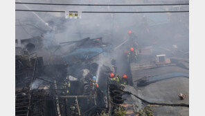 송파 식당 화재로 점포 4개 전소…7명 자력 대피