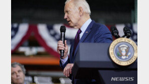 바이든, 초당적 혁신법 처리 촉구…“삼성 등 반도체 만들 준비 돼”