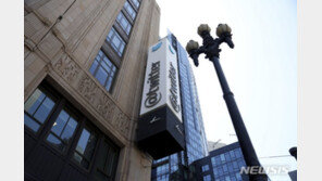 머스크 “2028년까지 트위터 매출 5배 이상 늘릴 것”