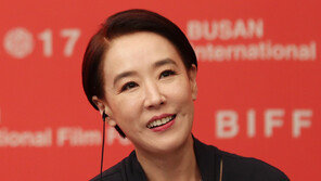 강수연, 韓 최초 월드스타…“돈이 없지 가오가 없냐”던 영화인