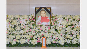 영화·정치 등 각계 인사들 애도…강수연 빈소에 조문 행렬