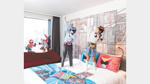 “가족고객 온다” 테마파크 활기… 아웃렛-호텔도 ‘놀이터’ 변신