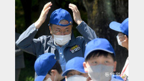 文, 오늘 퇴임 연설… 오후 6시 마지막 퇴근 