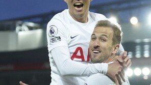 CNN “손흥민, 리버풀 4관왕 꿈 무너뜨렸다” 