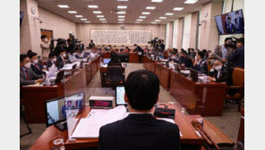 국민의힘 “검수완박, 민주당이 쓰면 문제없고 다른 사람이 쓰면 사과?”