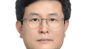 尹, ‘핵심보직’ 부속실장에도 검찰출신 강의구 내정 