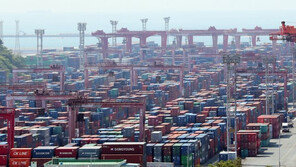 KDI “경기 하방 위험 확대… 對中수출-투자 둔화” 