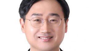 “보수적” 이유로 쫓겨난 신범철, 국방차관 복귀