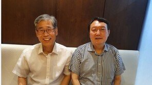 신평 “참모형 朴과 文탓에 ‘잃어버린 10년’…尹은 리더형, 잘해 낼 것 ”