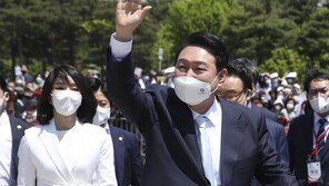 대통령 취임식 단골 패션 소재 ‘화이트’…‘시작·민주주의’ 의미