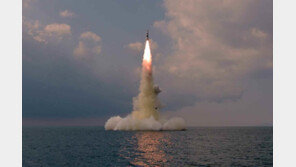 日방위상 “北 발사 미사일, 작년 10월 신형 SLBM과 같은 종류”