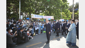 평산마을 文이웃집 “사람 사는 맛 나는 마을 돼…삼겹살에 막걸리나 한잔”