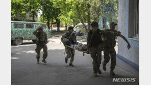 ‘스파이 혐의’로 러군에 붙잡힌 미국인 등 3명 석방