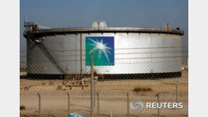 애플 제친 아람코 ‘세계 시총 1위’…유가급등-금리인상 영향