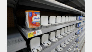 온라인서 102만원에 거래…美 분유대란 수개월 더 지속된다