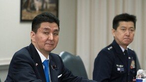 日방위상, 北 12일 발사 미사일 “초대형방사포 가능성”