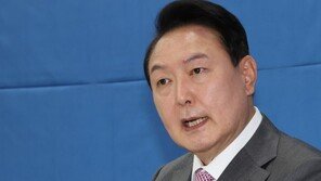 尹대통령 “韓 미래의 주역 ‘선생님’…새 정부, 목소리 반영할 것”