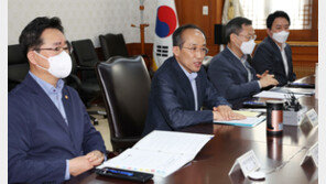 [사설]돈 더 줘도 싫다는 초중고, 구조적 재정난에 허덕이는 대학