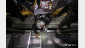 전장연, 지하철 4호선서 출근길 시위…열차 운행 지연될 듯