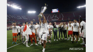 프랑크푸르트, 차범근 이후 42년만에 유로파리그 정상