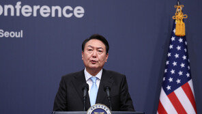 尹 “IPEF 참여로 한미 함께 인·태 질서 구축…원전 개발·수출 협력”