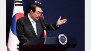 尹대통령, ‘남녀평등 계획’ 외신기자 물음에 “기회 더 적극적으로 보장할 생각”