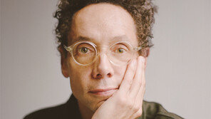 “정밀폭격 vs 무차별폭격… 2차대전 결말 바꿔”