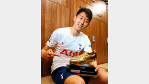 콘테 감독 “손흥민 득점왕 도울 수 있어 행복해…선수들 의지 느꼈다”