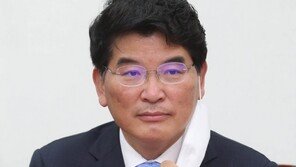 경찰, ‘성비위 의혹’ 박완주 의원 고소인 조사 착수