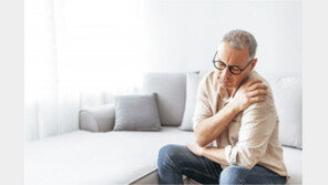 어깨 뻐근하다고 다 오십견이 아니었네