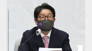 권성동 “민주당의 법사위는 ‘날사위’…내로남불 대신 협치 진정성 보여야”