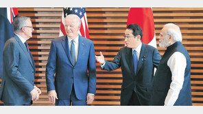 쿼드 정상들, 中해군 겨냥 “남-동중국해 실시간 감시”