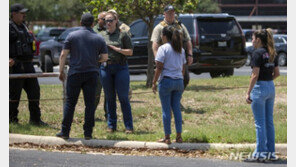 美 총기 참사, 올해만 215건…텍사스 법무장관 “교직원 무장시키자” 주장