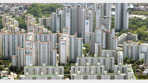 금리인상에 ‘빅스텝’ 가능성까지…하반기 부동산 시장 ‘여진’ 커질까