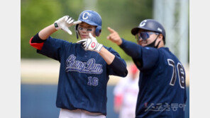 최원준 ‘선제 타점 저장’ [포토]