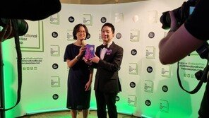 ‘저주토끼’ 정보라, 부커상 불발에도…“해방감·안도감 들어”