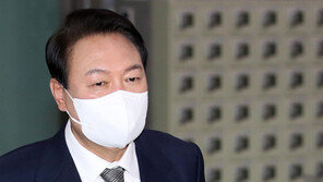 대통령실 “尹대통령, 윤종원 국조실장 인사 고민 중”