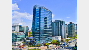 “통장·카드 없어도 편하게 돈 찾자”…NH농협은행, ‘QR 출금 서비스’ 도입