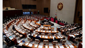 추경 지연… 尹 “자영업자 숨 넘어가는데, 국회가 협조 안해”