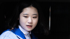 박지현 “이렇게 힘들 줄 몰랐다, 하루 문자 1만개…그러나 민주당 바꿔놓겠다”
