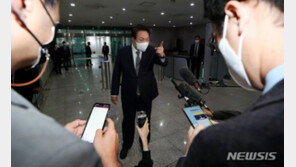 尹, 추경 인한 물가상승 우려에 “영세 자영업자 숨이 넘어간다”