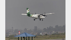 네팔서 22명 태운 여객기 실종…악천후로 수색 중단