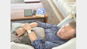 文 딸 “사저앞 시위, 입으로 총질” vs 정유라 “당해보니 죽겠죠?”