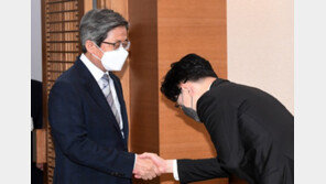 김명수 대법원장, 한동훈 법무 접견