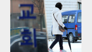 ‘국내 첫 오미크론 확진 후 거짓말’ 목사 아내, 징역 8개월 구형