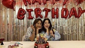 ‘효리바라기’ 홍현희, 이효리 이상순 부부와 함께 생일파티 “자랑 좀”