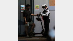 킥보드 위험천만 주행… 술 취한 채 헬멧도 안써 “집 앞이라 방심”