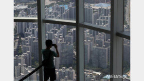 세금폭탄 부른 ‘공시가 현실화’ 속도 조절…11월 수정안 나온다