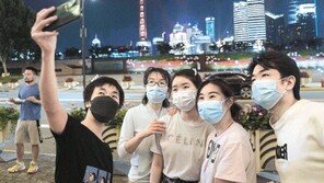 “상하이가 돌아왔다”… 65일만의 봉쇄 해제에 시민들 환호