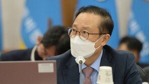 이재명 뼈 때린 친문 “사욕 정치의 참담한 패배”